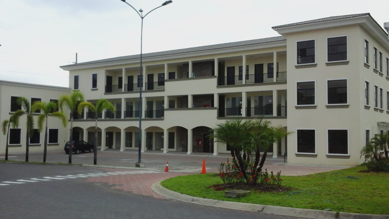 Oficina Plaza Sambocity